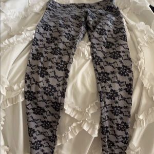 Onzie Full length leggings. FIRM PRICE